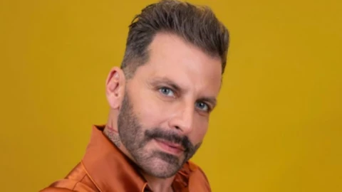 Conocido actor sufre ATAQUE en pleno programa en VIVO