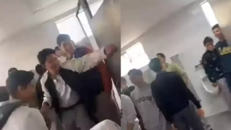 VIDEO Alumnos hacen bullying a menor autista en baños de la escuela