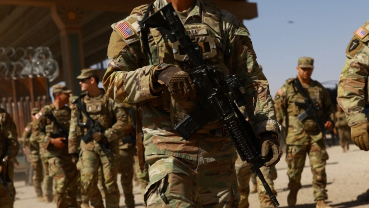 Guardia Nacional de Texas rumbo a la frontera de Estados Unidos