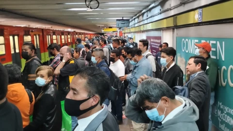 Retrasos en Línea 3 del Metro CDMX