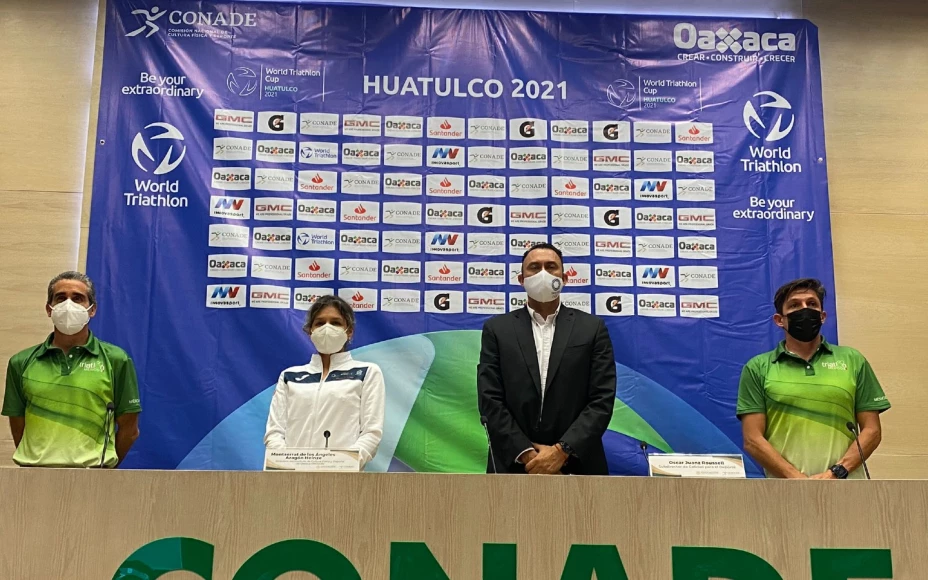 triatlon huatulco (1).jpg