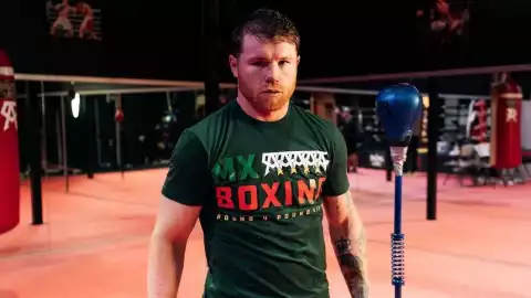 ¿Cuánto podría haber ganado Canelo Álvarez si no hubiera peleado en México?