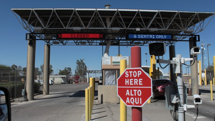 Puerto de entrada a Estados Unidos de la CBP en Arizona