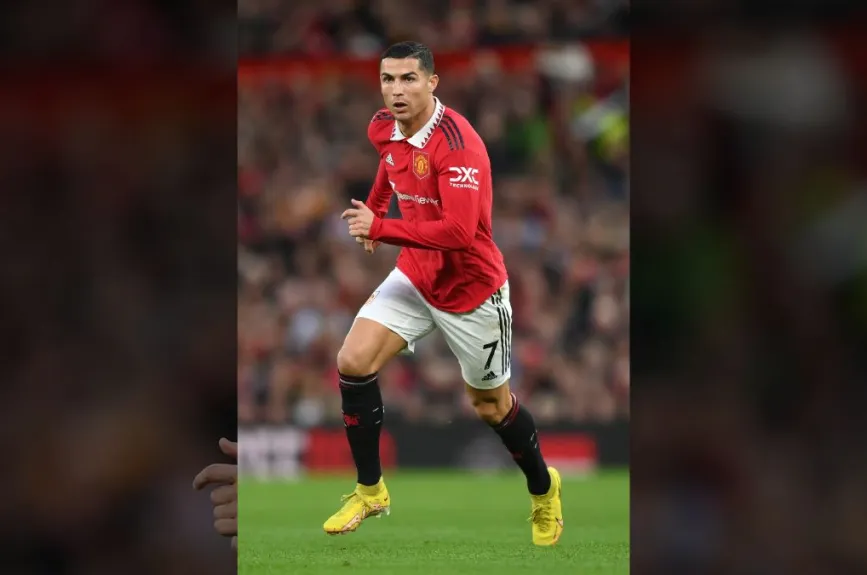 Cristiano Ronaldo jugando futbol.jpg
