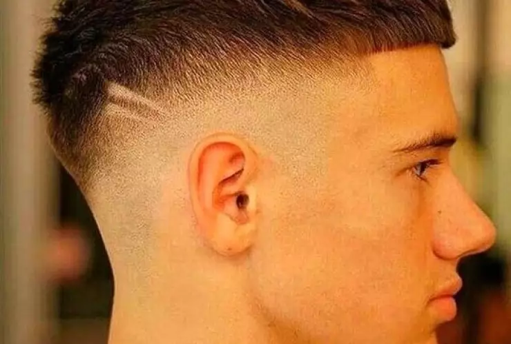 El undecut se caracteriza por la diferencia de longitud entre los lados y la parte superior de la cabeza