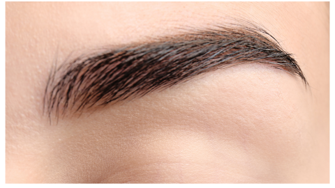 Maquillar cejas