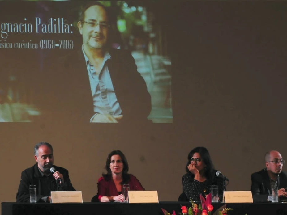 Homenaje a Ignacio Padilla