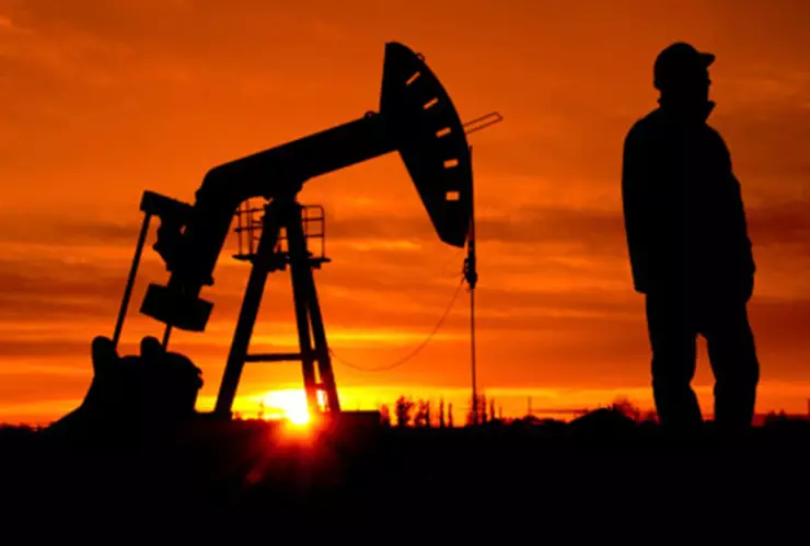 El precio del petróleo subió casi un 2% el viernes 14 de noviembre de 2205