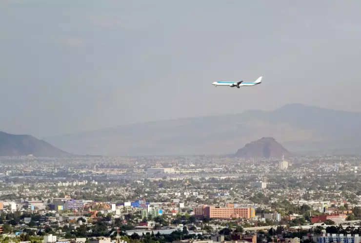 Hoy No Circula 10 de mayo 2024