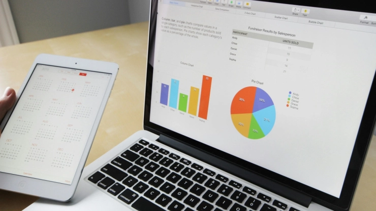 Las encuestas influyen en la intención del voto.