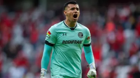 Luis Garc&iacute;a, portero de Toluca