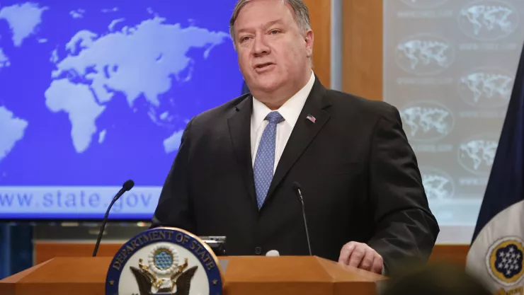 El secretario de Estado Mike Pompeo habla durante una conferencia de prensa en el Departamento de Estado en Washington, el miércoles 17 de abril de 2019. Imagen, AP