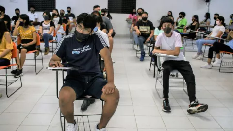 Habrá clases presenciales en Veracruz cuando se cumpla un mes en semáforo verde