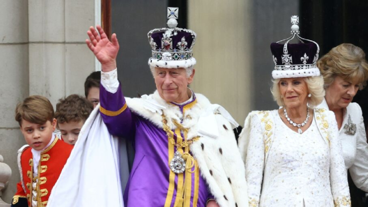 (FOTOS) Así fue la histórica coronación del rey Carlos III Harry estuvo presente