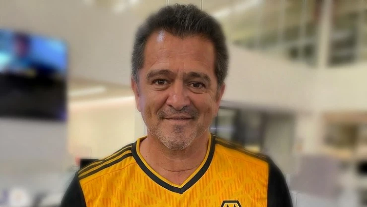 Carlos Hermosillo Wolverhampton