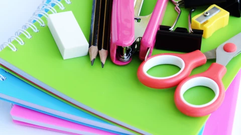 Cosas que no te pueden obligar a comprar para este regreso a clases