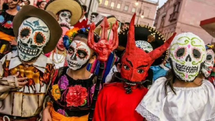 ¿Cuándo se pide calaverita en México y cómo empezó la costumbre?