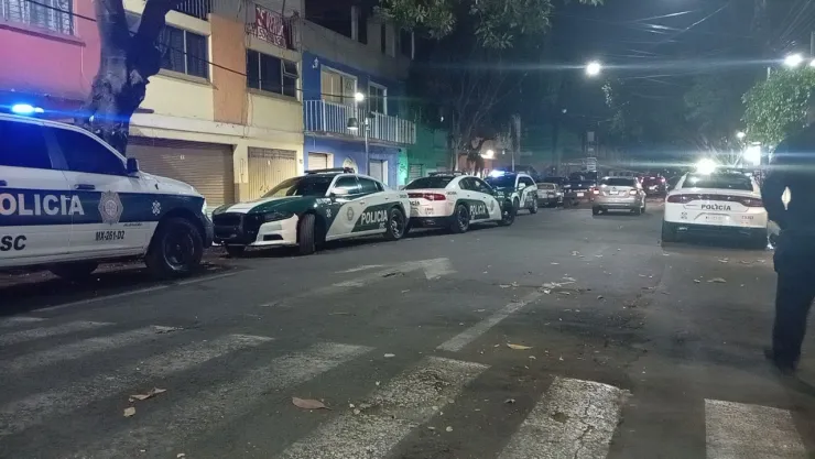 Mientras dormía: Asesinan a balazos a hombre en calles de CDMX