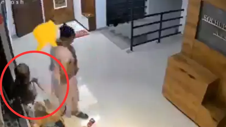 VIDEO | Menor muere tras caer del piso 12 de un edificio en Maharashtra, India