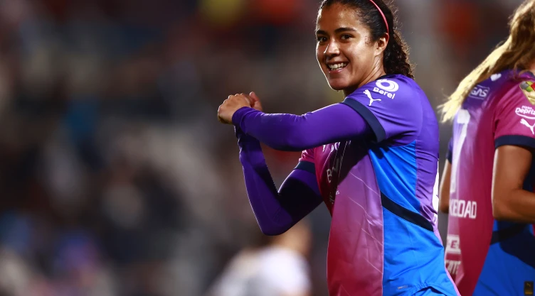 Diana García festeja doblete con Rayadas