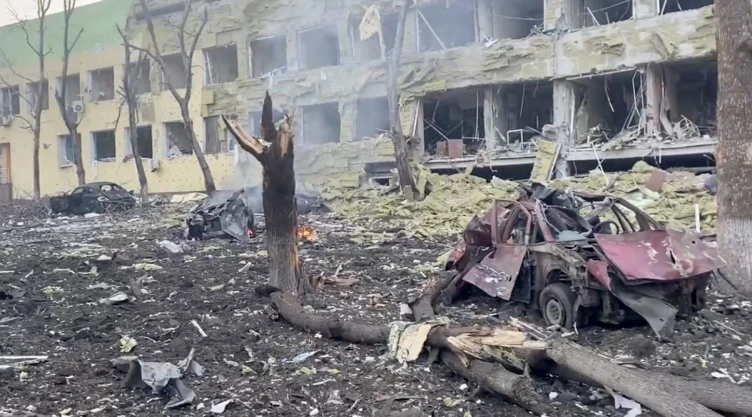 ucrania rusia hospital materno mariupol