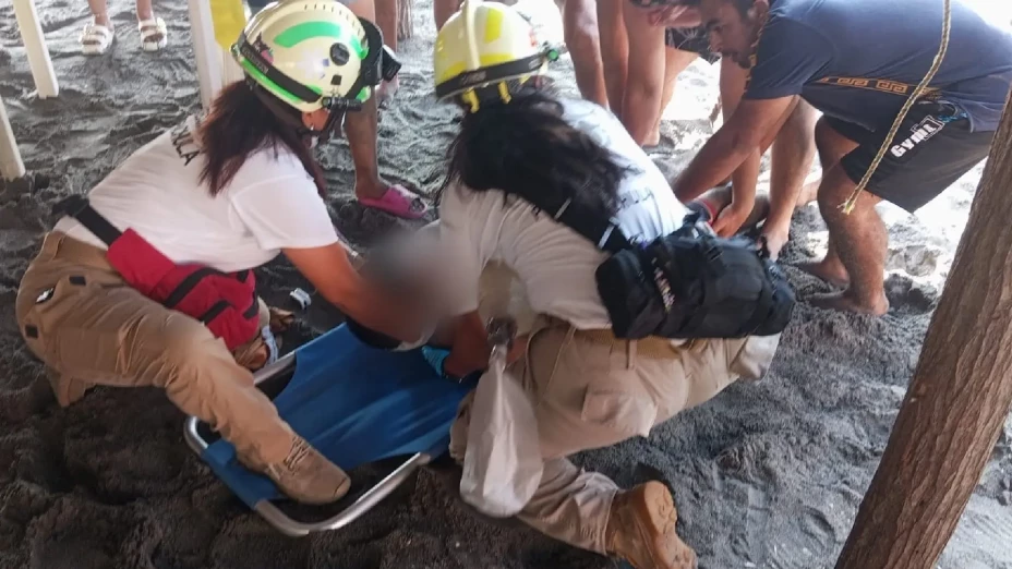 Jóvenes de Michoacán arrastrados por mar