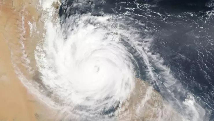 Tres zonas de baja presión tienen potencial de desarrollo ciclónico cerca de México