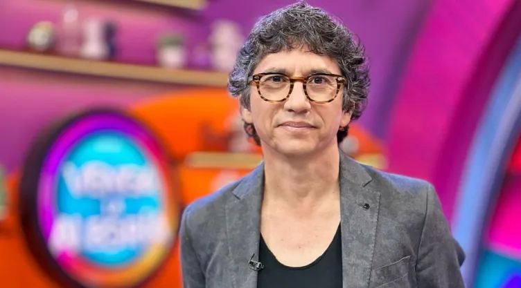 Héctor Martínez, director de La Academia, sufre la pérdida de su padre