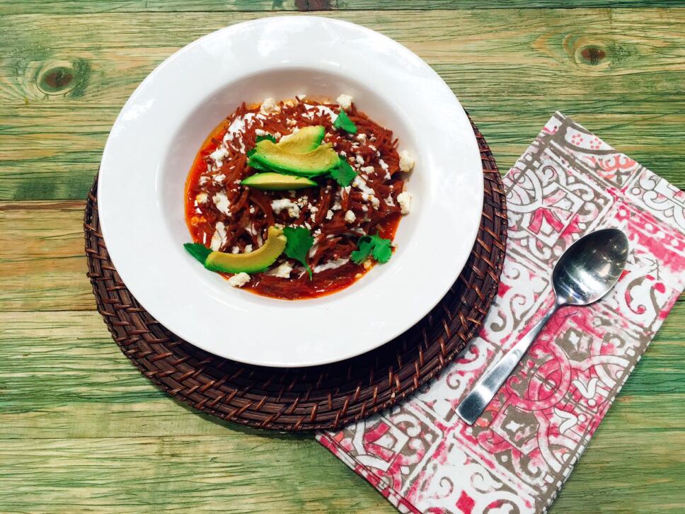 receta, fideo seco con guajillo, cocineros mexicanos, tv azteca
