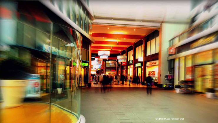 mujeres entran fuerza centro comercial cdmx.jpg