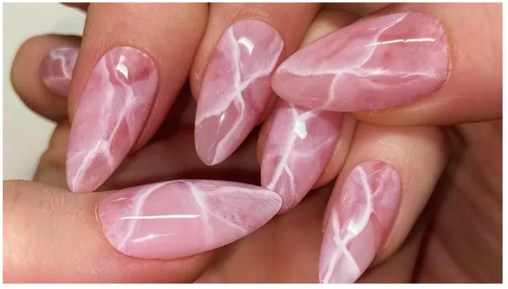 uñas estilo cuarzo