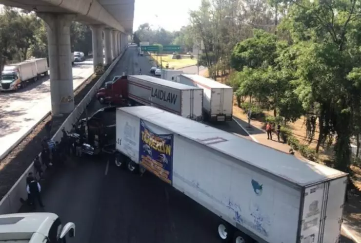 transportistas bloquean