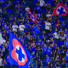 cruz-azul-santiago-gimenez-tercera-opcion-porto.jpg