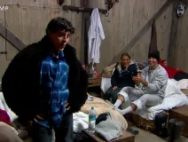El equipo de Manelyk come la comida de El Capataz