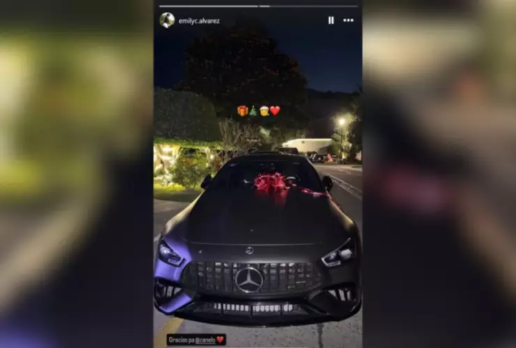 Canelo Álvarez regala auto de millones a su hija en Navidad y causa revuelo en redes