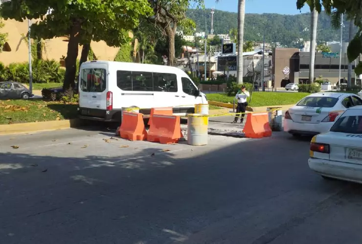 Tráfico en Acapulco Bloqueos y calles cerradas hoy 4 de noviembre de 2024 (2).jpg