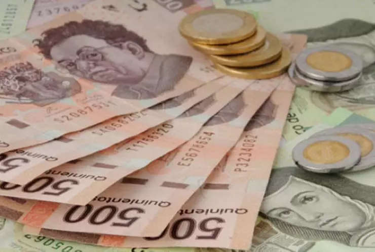 El INEGI informó este jueves que la Unidad de Medida y Actualización (UMA) para 2021 será de 89.62 pesos, lo que representó un incremento de 2.74 pesos respecto al año anterior.