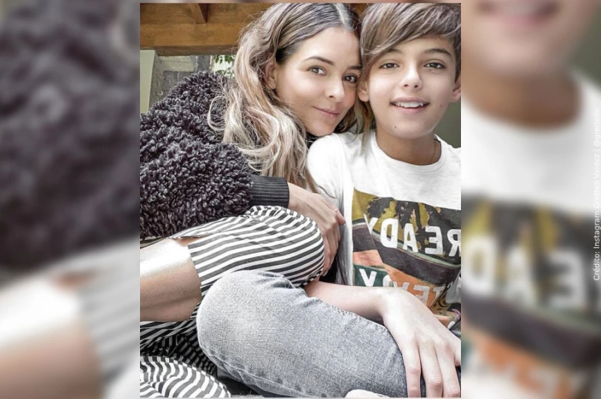 Grettell Valdez con su hijo..jpg