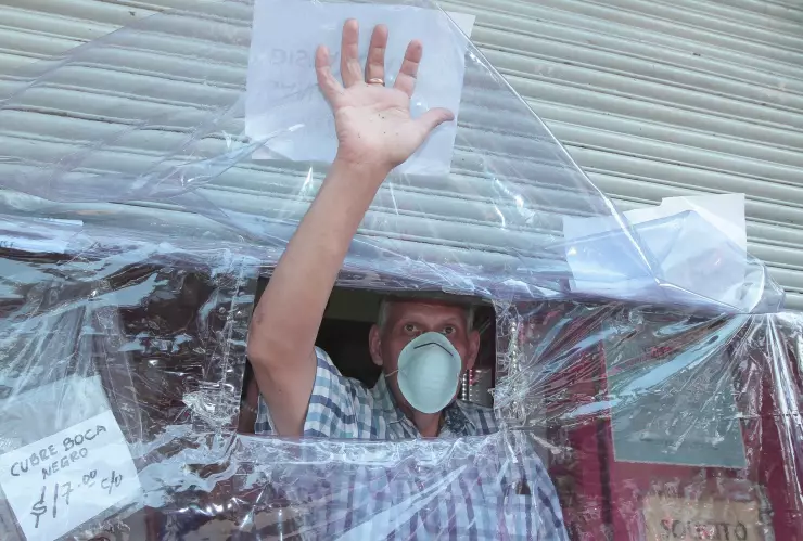 Pese a contingencia pequeños negocios buscan subsistir