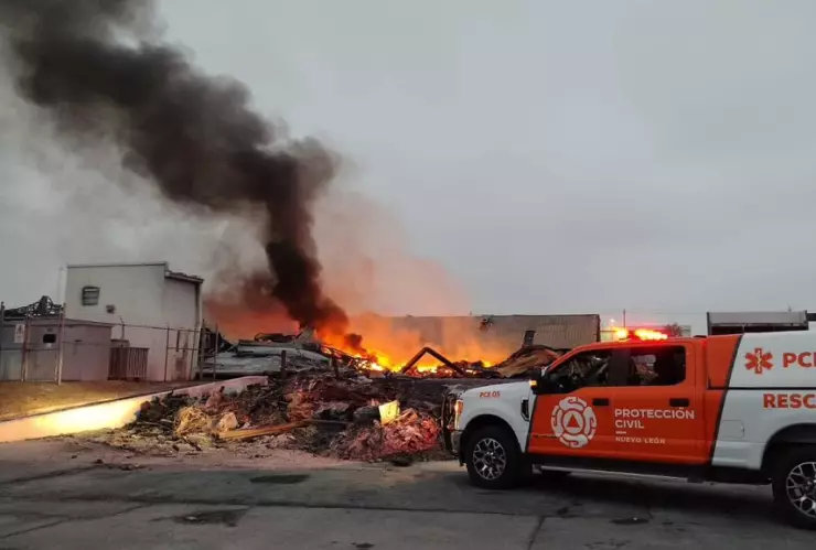 Nuevo León registra 239 reportes de incendios en un día
