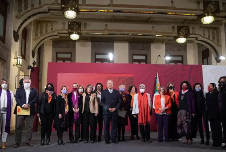 alcalde-trabajo-mujeres-gabinete-