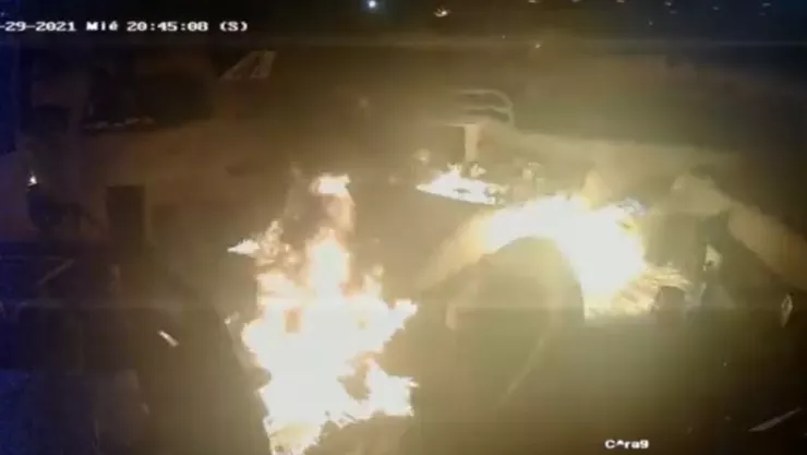 Difunden video de sujetos prendiendo fuego al Baby’O en Acapulco