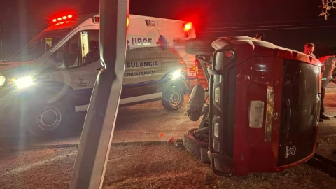 Volcadura en carretera Aldama-Chihuahua