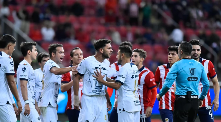 Pumas Chivas