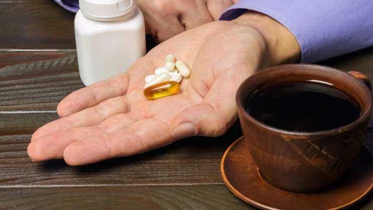 Estos medicamentos pierden eficacia por la cafeína