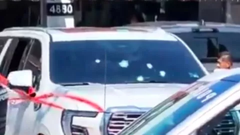 FOTOS: Así quedó la camioneta de las víctimas involucrada en la balacera de Zapopan