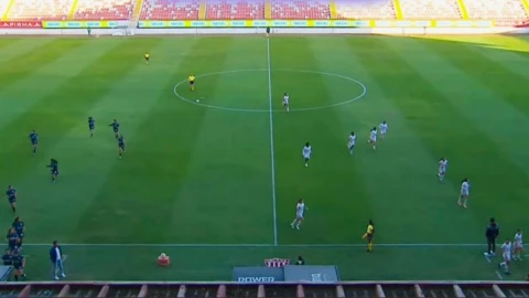 Falsa alarma suspende el partido entre Necaxa vs Querétaro.