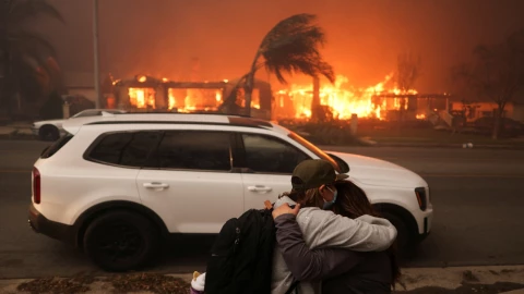 Vientos-de-Santa-Ana-por-que-se-llaman-así-y-como-influyeron-en-los-incendios-en-Los-Ángeles