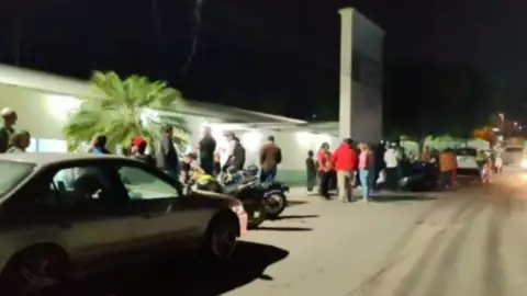 Camioneta arrolla personas en Michoacán