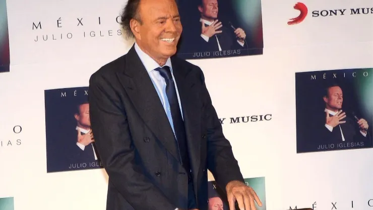 ÚLTIMA HORA Julio Iglesias, acusado de agresión sexual, acoso y abuso de poder por dos exempleadas